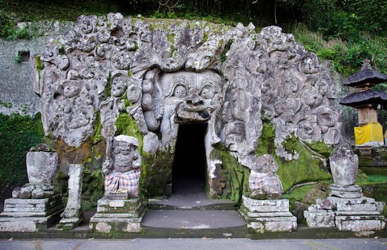 places to visit in ubud goa gajah